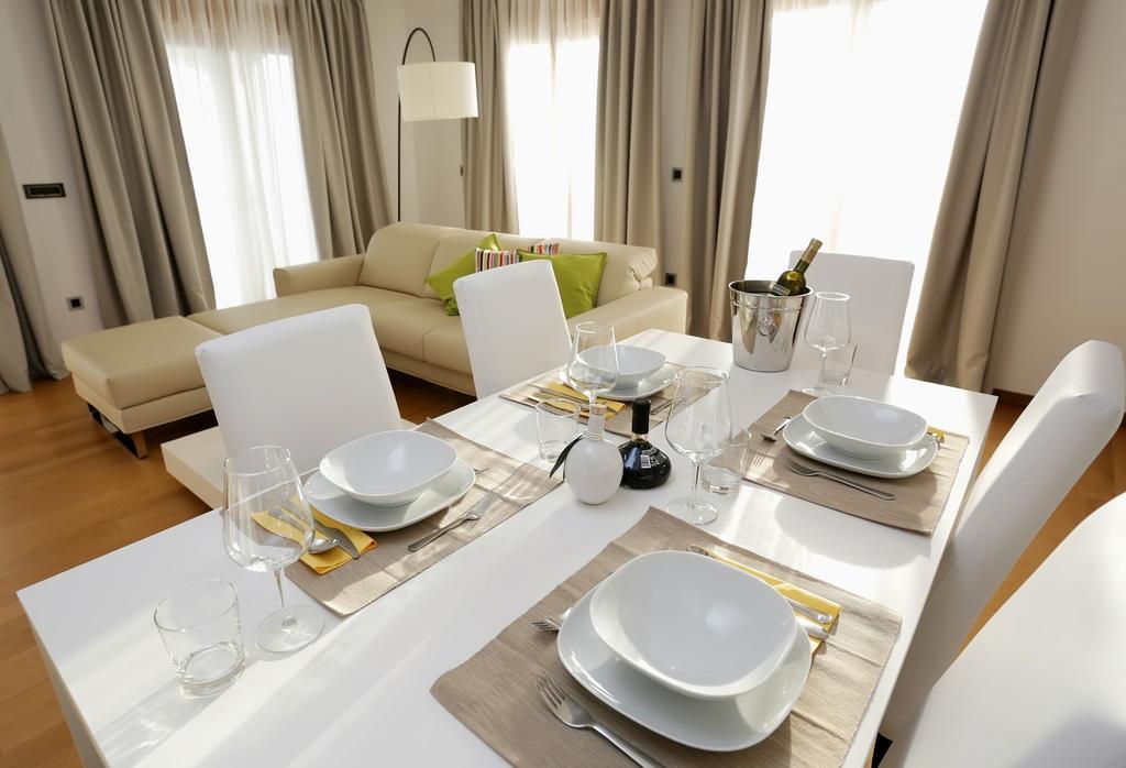 Apartments Poville Residence Повиле Экстерьер фото